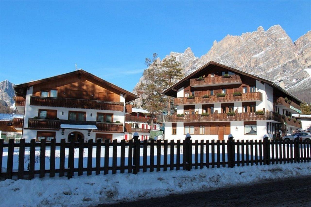 Hotel Capannina Cortina d'Ampezzo Ngoại thất bức ảnh