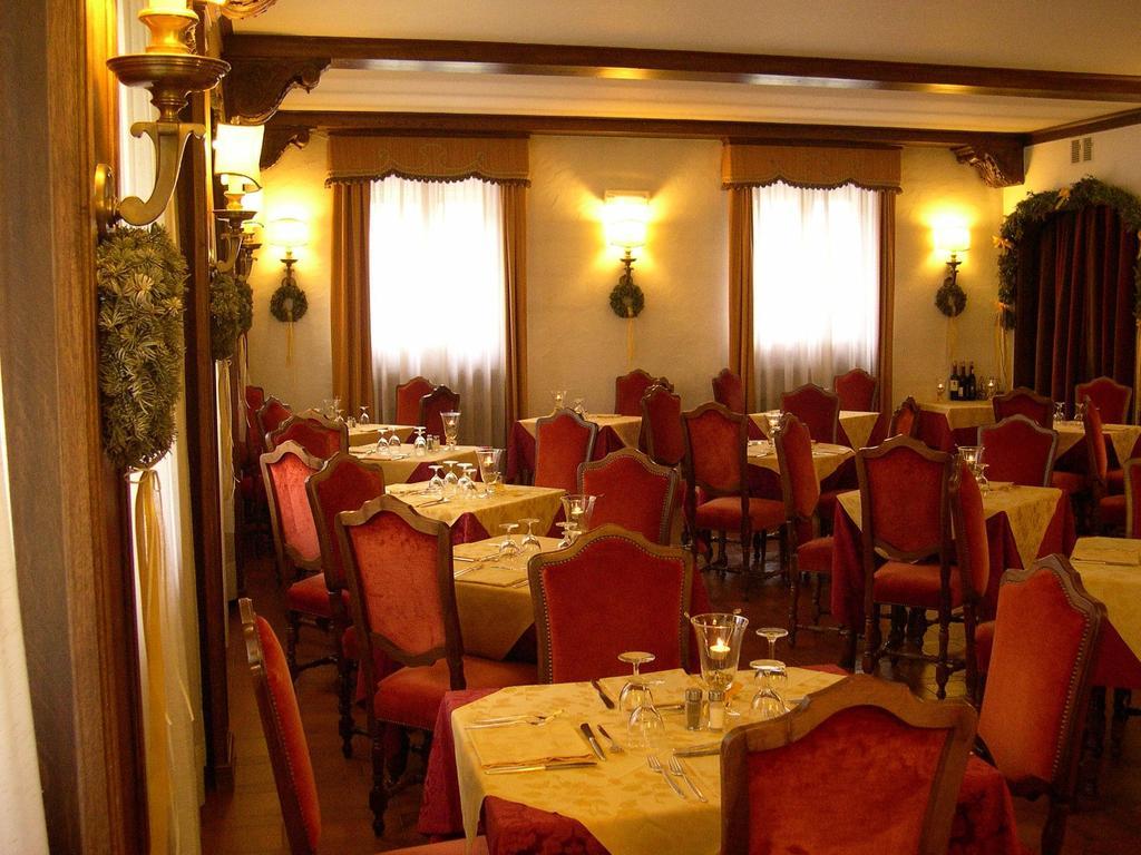 Hotel Capannina Cortina d'Ampezzo Ngoại thất bức ảnh