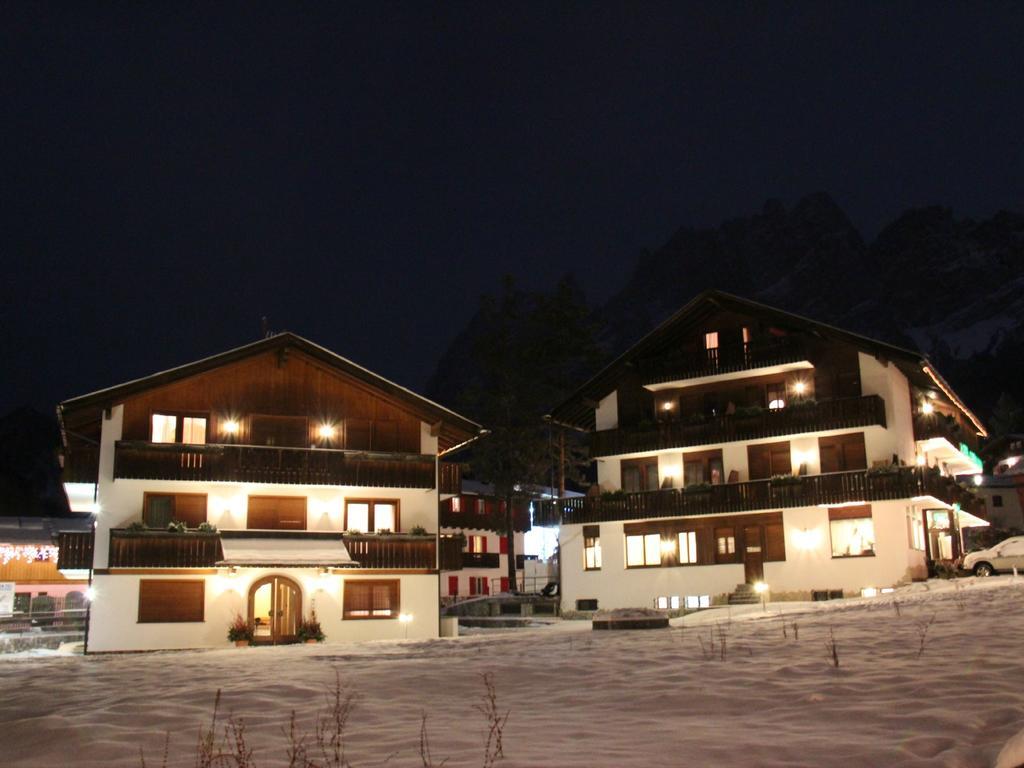 Hotel Capannina Cortina d'Ampezzo Ngoại thất bức ảnh